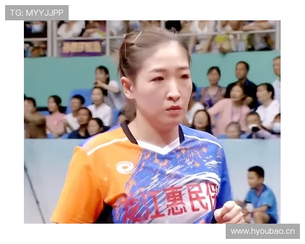 刘诗雯赛场上冷若冰霜，逛街结账那张卡像VIP，我的工资卡都尴尬了